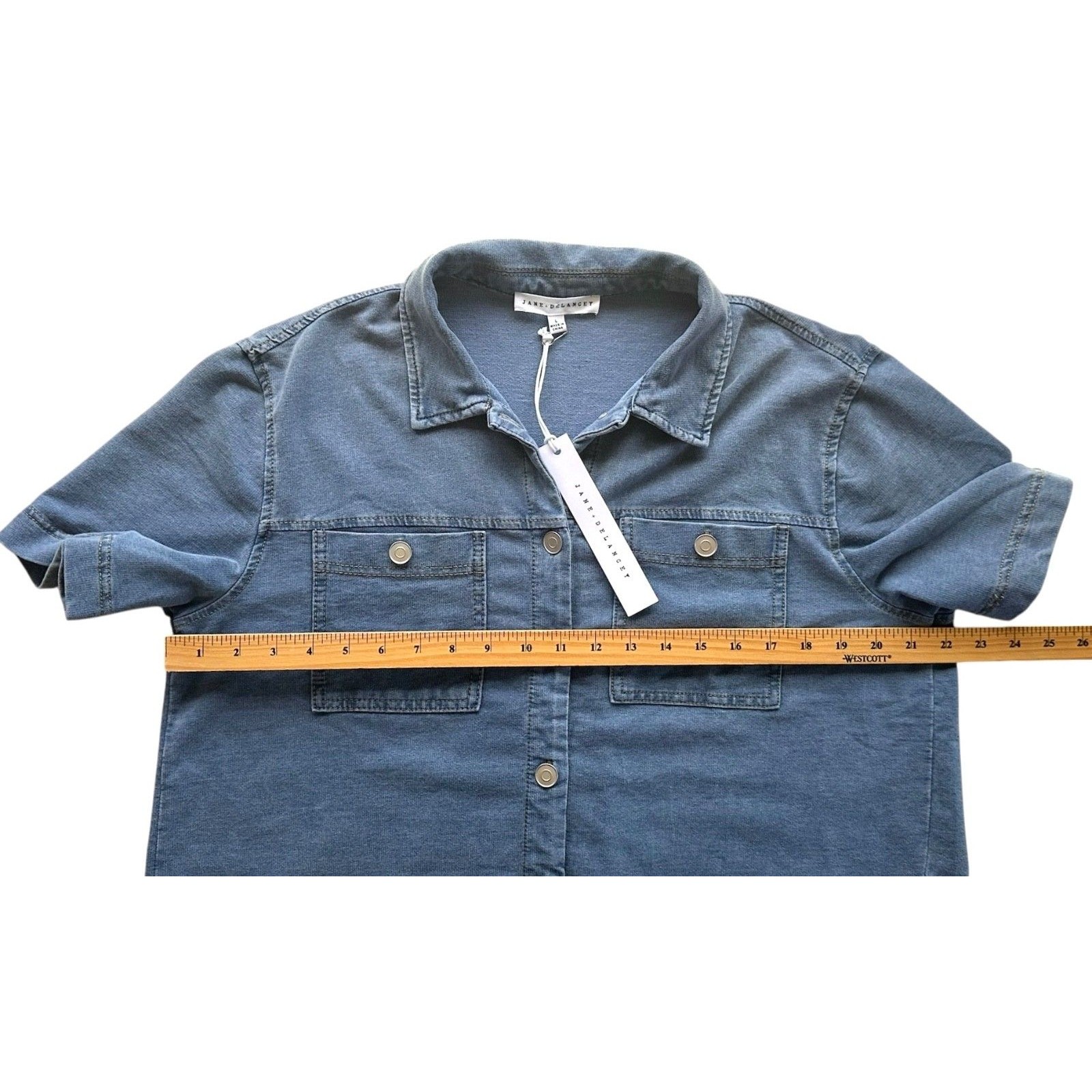 Jane & Delancey Women's Button Down Shirt Denim Look Short Sleeve Size L Navy — image 7 of 8